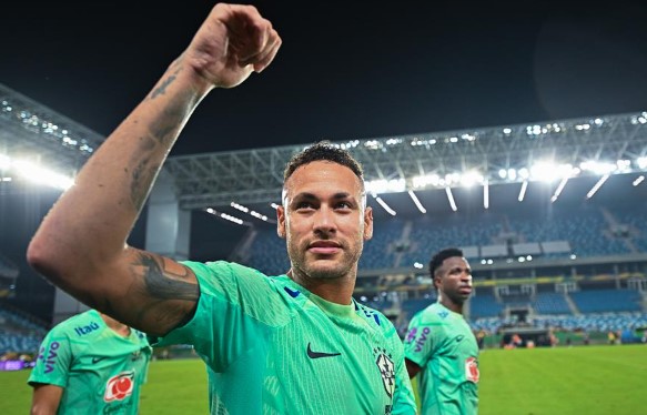 Diniz: novo técnico do Brasil tem 'aval' de Neymar e já foi elogiado